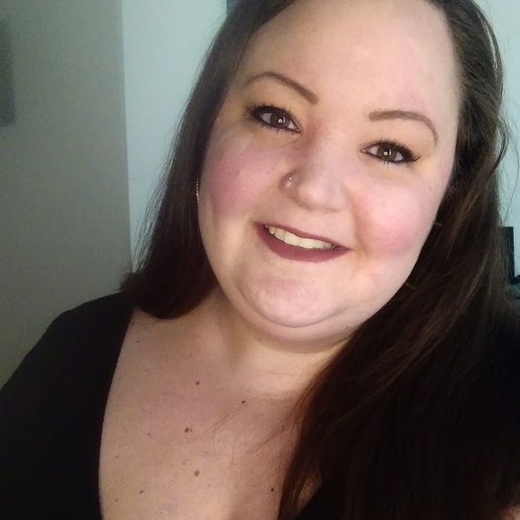 Meet the Posher Other - Meet your Posher, Lauren